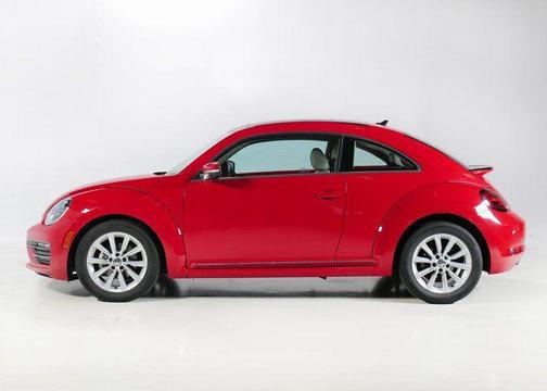 2019 Volkswagen Beetle 2.0T SE