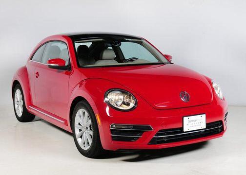 2019 Volkswagen Beetle 2.0T SE