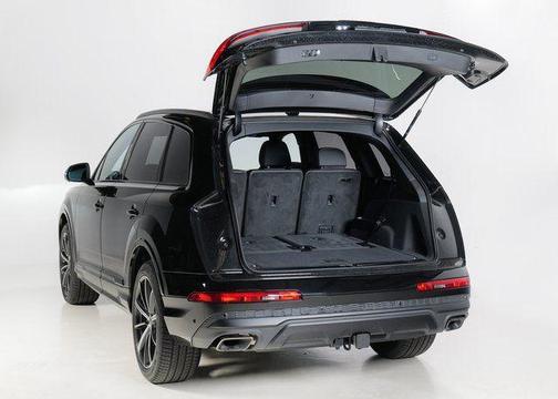 2026 Audi Q7 45 Premium Plus