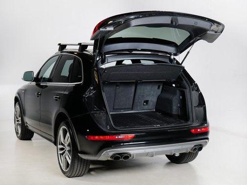 Brilliant Black 2017 Audi SQ5 3.0T Prestige