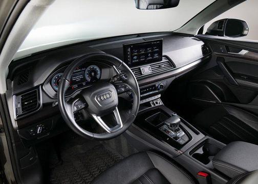 2023 Audi Q5 45 S line Premium Plus