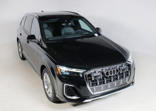 2025 Audi Q7 55 Prestige