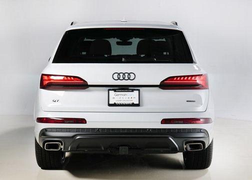 2026 Audi Q7 55 Premium Plus