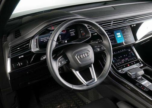 2025 Audi Q7 55 Prestige