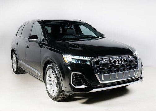 2025 Audi Q7 55 Prestige