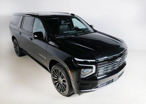 2025 Chevrolet Suburban 4WD High Country