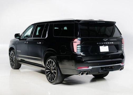 2025 Chevrolet Suburban 4WD High Country