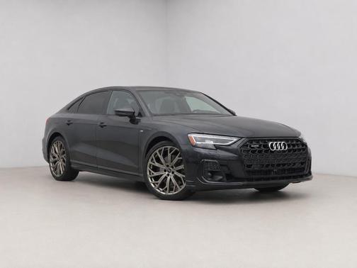 sebring black crystal effect 2026 Audi A8 55 TFSI quattro Tiptronic