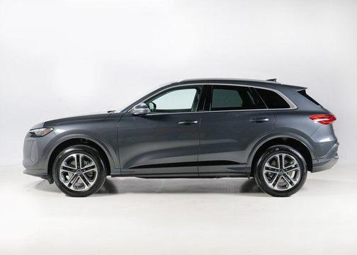 2025 Audi Q5 Premium TFSI quattro S tronic