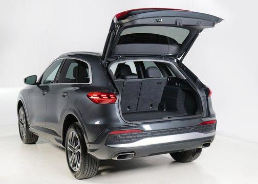 2025 Audi Q5 Premium TFSI quattro S tronic