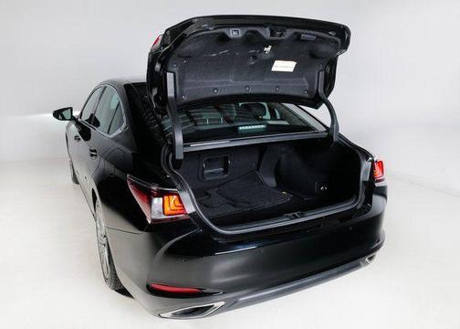 2022 Lexus ES 350 Ultra Luxury