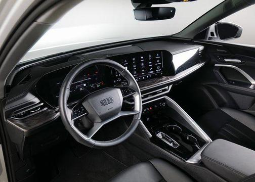 2025 Audi Q5 Premium Plus TFSI quattro S tronic