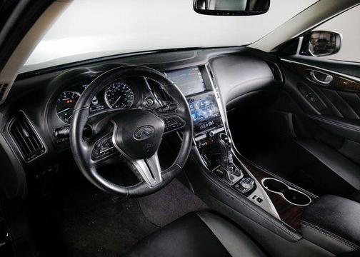 2018 INFINITI Q50 2.0t LUXE