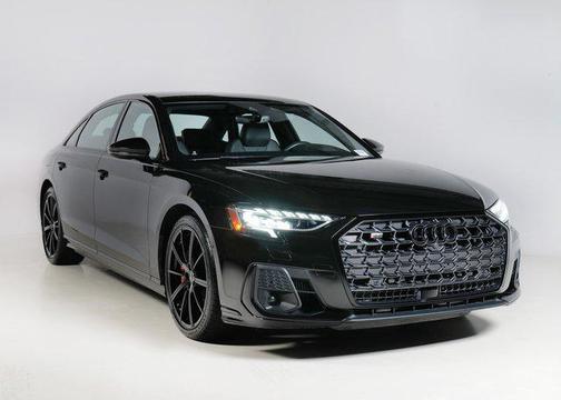 2022 Audi S8 4.0T