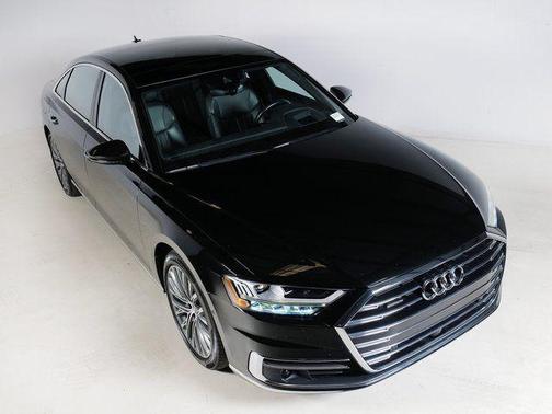 Mythos Black Metallic 2019 Audi A8 55