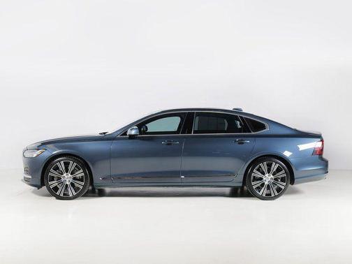 Denim Blue Metallic 2023 Volvo S90 B6 Ultimate