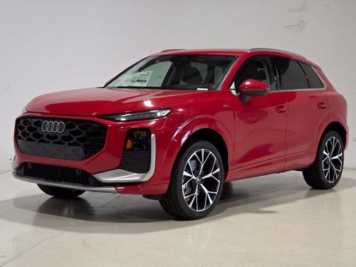 Progressive Red Metallic 2026 Audi Q3 TFSI quattro S tronic