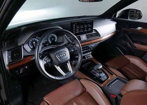2023 Audi Q5 45 S line Prestige