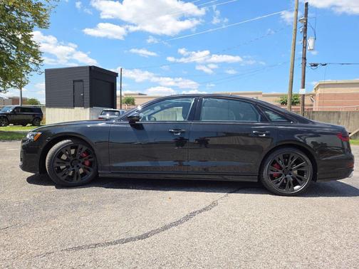 Black 2026 Audi S8 4.0T