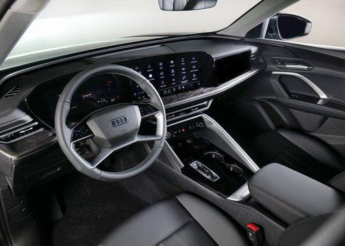 2025 Audi Q5 Premium