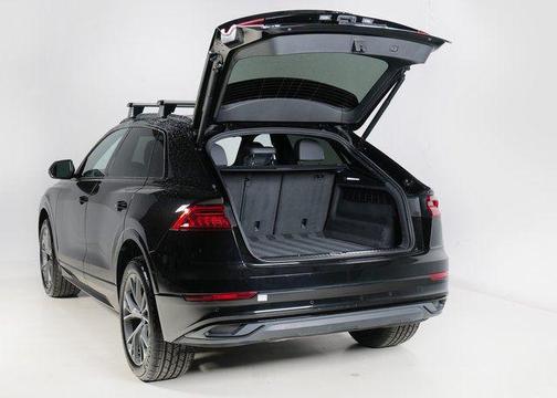 2023 Audi Q8 55 Premium