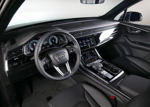 2026 Audi Q7 55 Premium Plus