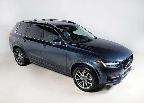 2019 Volvo XC90 T5 Momentum