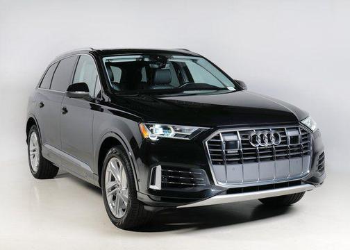 2022 Audi Q7 55 Premium Plus