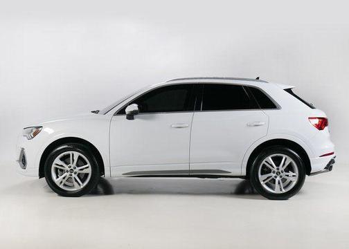 2022 Audi Q3 45 S line Premium Plus