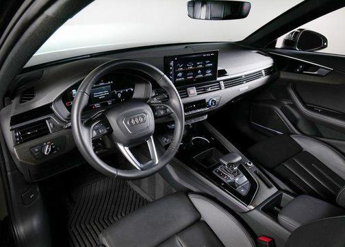 2023 Audi A4 45 S line Premium Plus