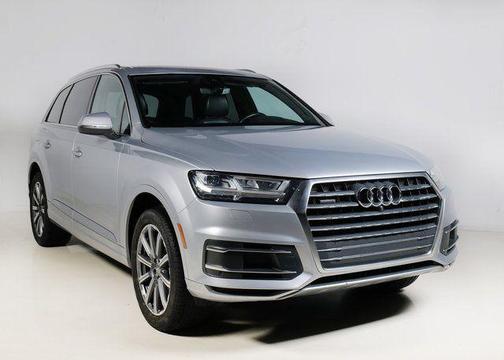 2019 Audi Q7 45 Premium Plus