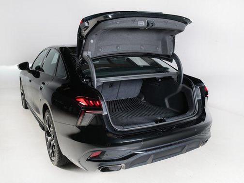 Mythos Black Metallic 2026 Audi A6 Premium Plus quattro S tronic