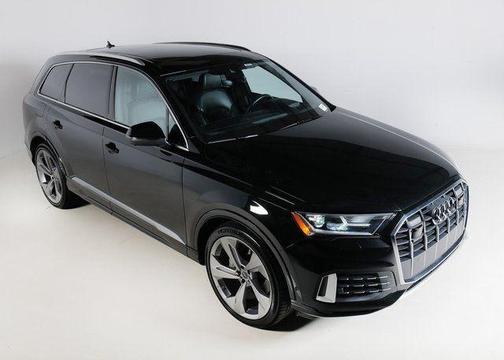 2022 Audi Q7 55 Prestige
