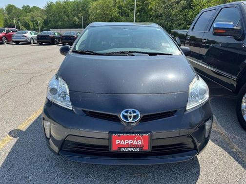 Winter Gray Metallic 2015 Toyota Prius Two