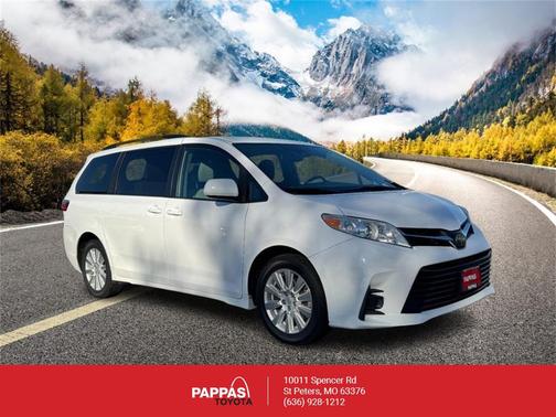 2020 Toyota Sienna LE