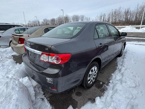 2011 Toyota Corolla LE