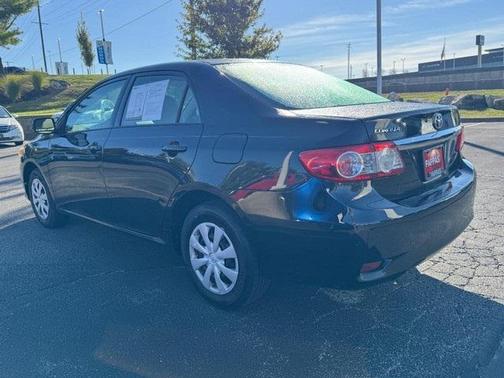 2011 Toyota Corolla LE