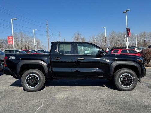 2026 Toyota Tacoma Hybrid TRD Off Road