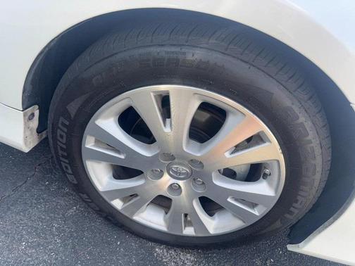 2012 Toyota Avalon Base