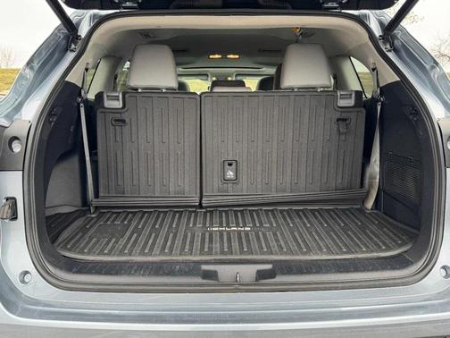 2020 Toyota Highlander Hybrid XLE