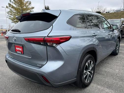 2020 Toyota Highlander Hybrid XLE