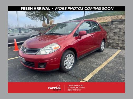 2011 Nissan Versa 1.8 S