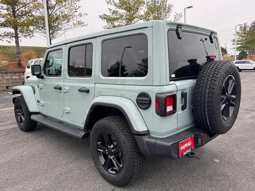 2023 Jeep Wrangler 4-Door Sahara Altitude 4x4