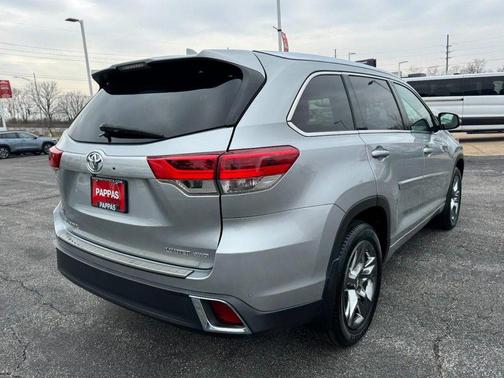 2018 Toyota Highlander Limited Platinum