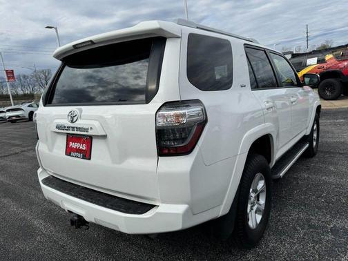 Super White 2018 Toyota 4Runner SR5