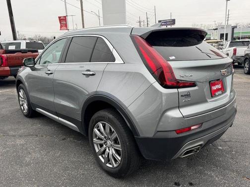 2023 Cadillac XT4 Premium Luxury