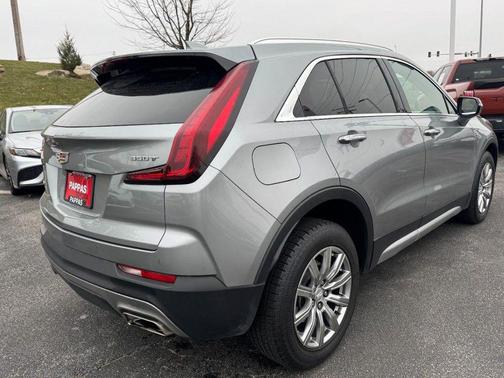 2023 Cadillac XT4 Premium Luxury