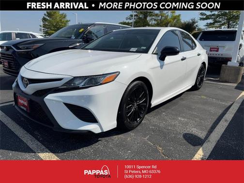 2020 Toyota Camry SE