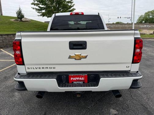 Iridescent Pearl Tricoat 2018 Chevrolet Silverado 1500 2LT