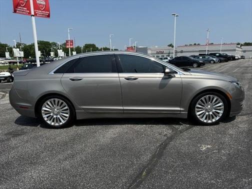 2016 Lincoln MKZ Base